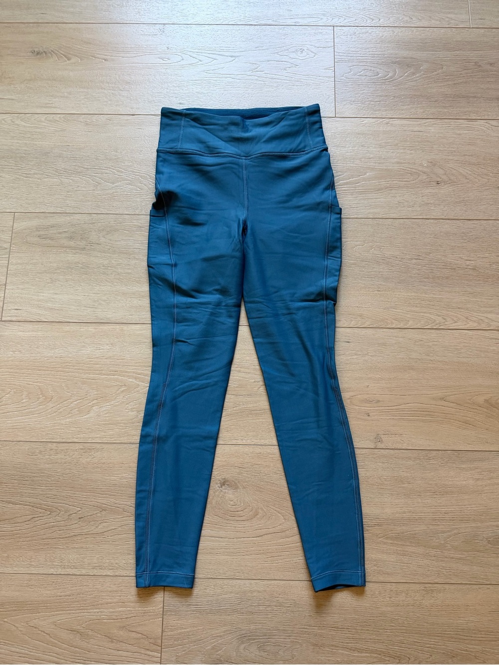 Lululemon Women's High-Rise Teal fleece lined Leggings with Side stash Pockets 8